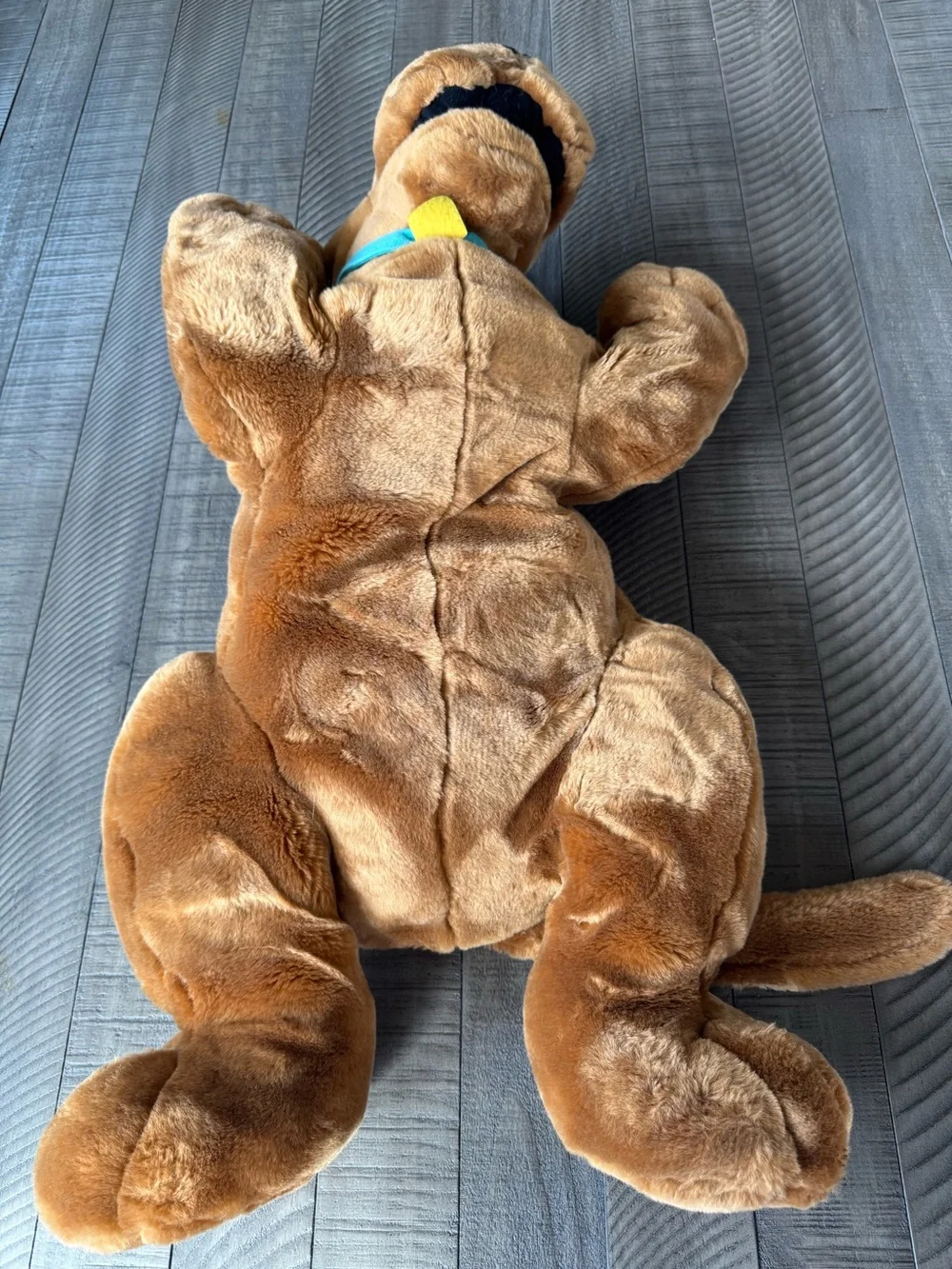 Scooby-Doo Plush Jumbo Warner Bros Toy Scooby-Doo Laying Down Plush